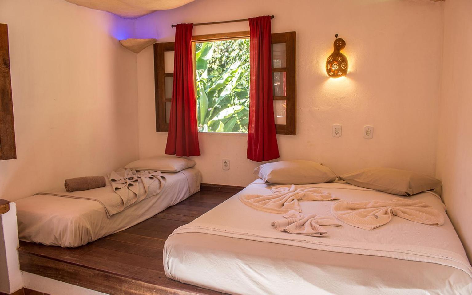 Pousada Flor De Acucena Igatu Kamer foto